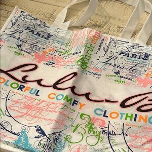 TOTE. Lulu-B Multicolor Script Tote Bag-Gift Bag
Beach Bag.